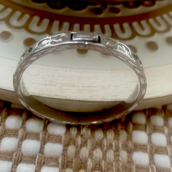 Coach Silver Bangle Hinged Clasp Kissing C Silver - Picture 4 of 10